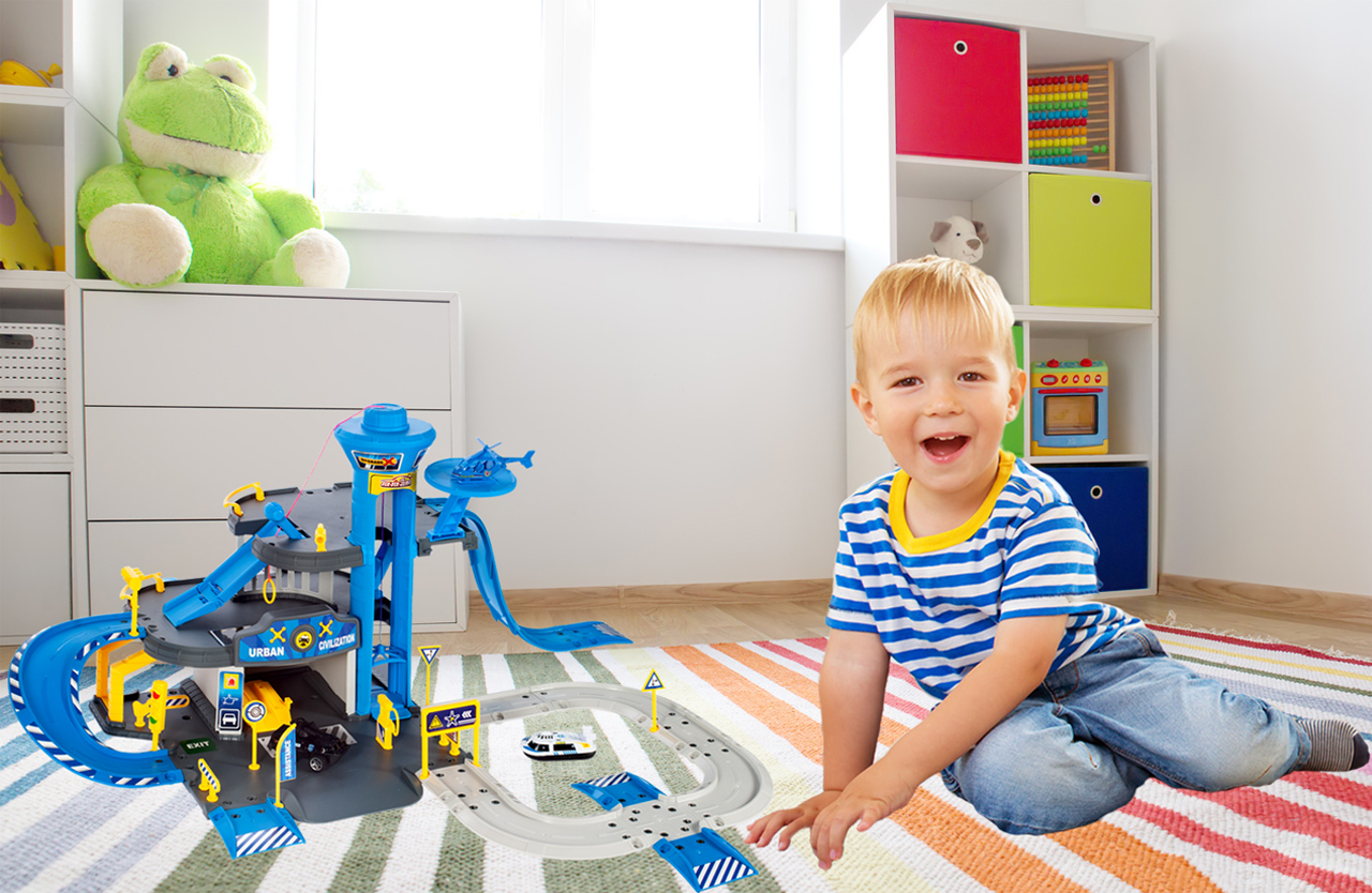 Parking Policyjny z Helikopterem