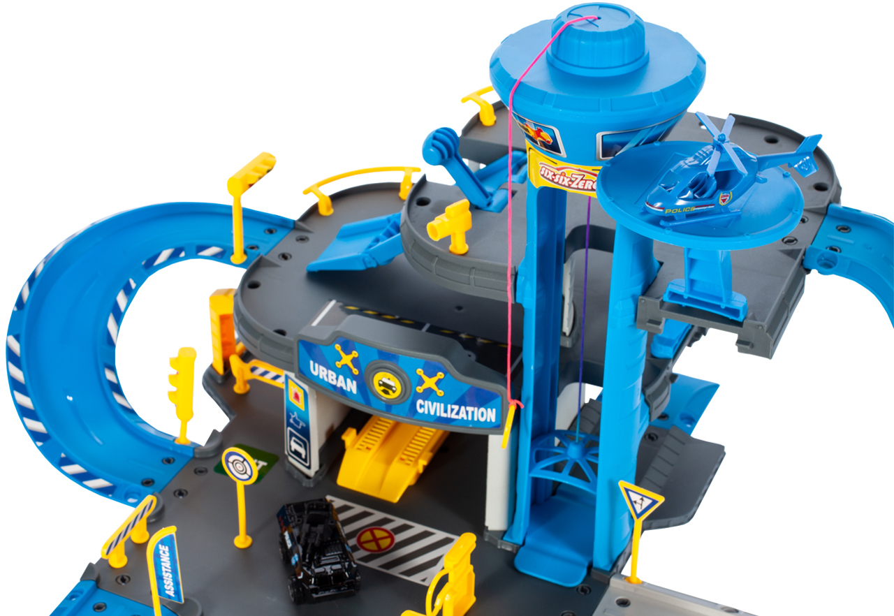 Parking Policyjny z Helikopterem