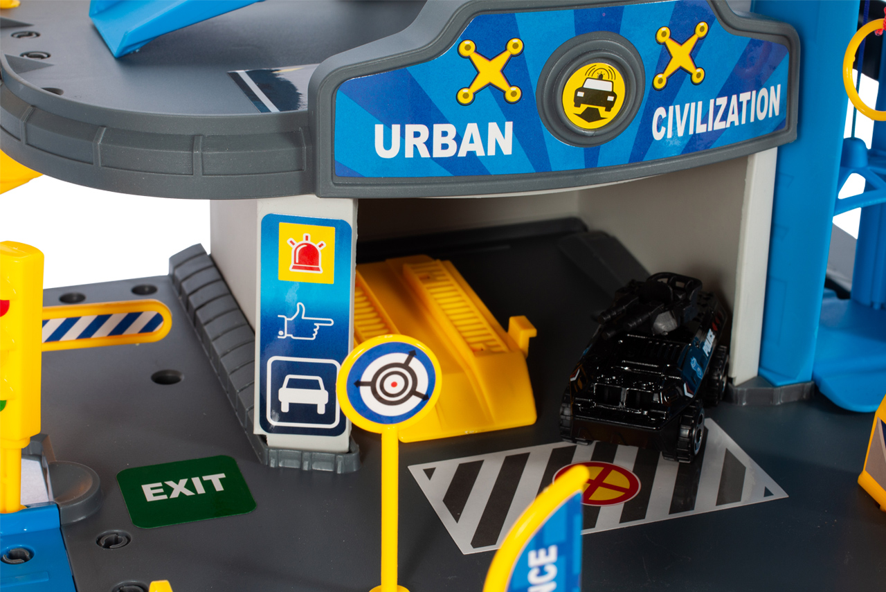 Parking Policyjny z Helikopterem