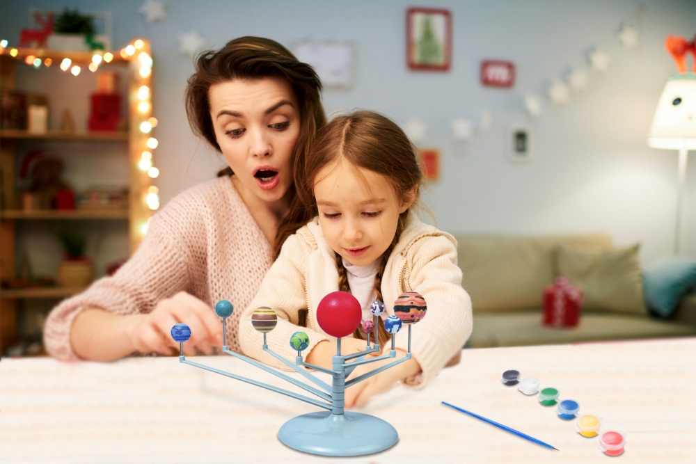 Solarny System Planetarny do Własnego Pomalowania Farbami