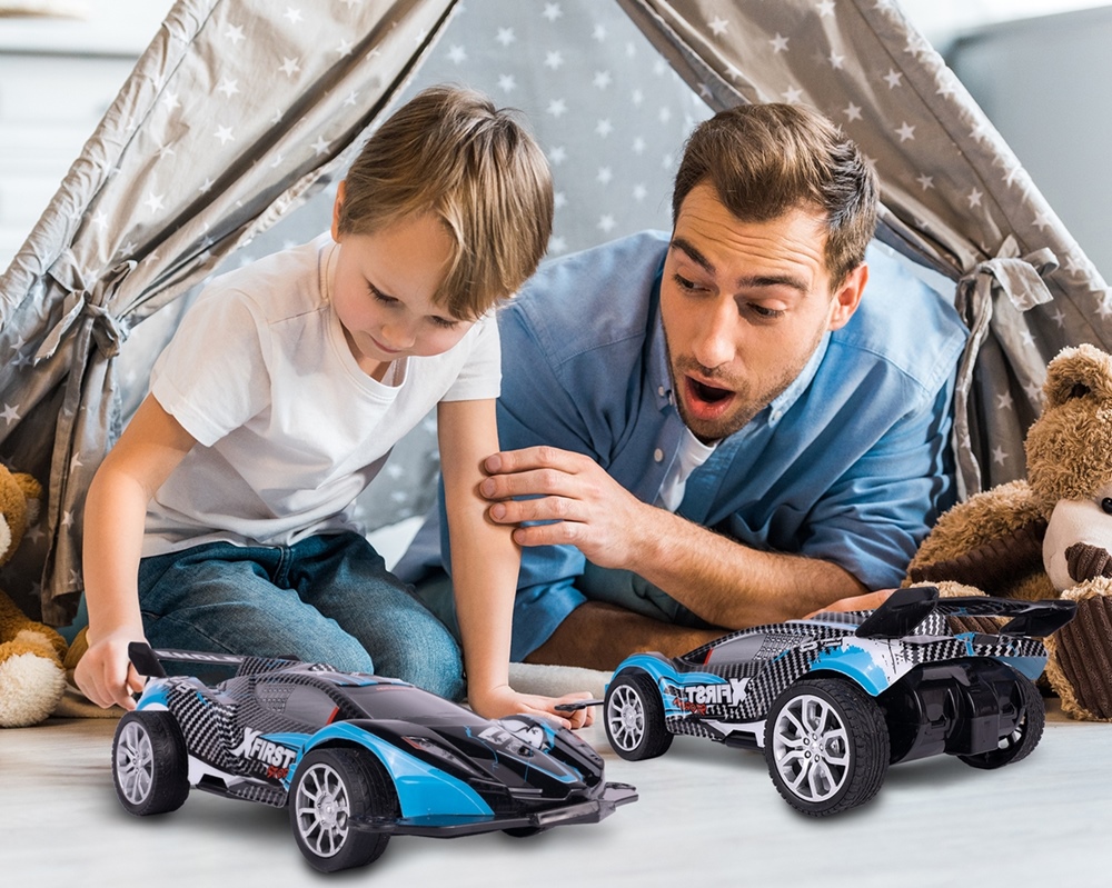 Samochód Wyścigowy RC Kaskader Auto 1:16 Ładowarka