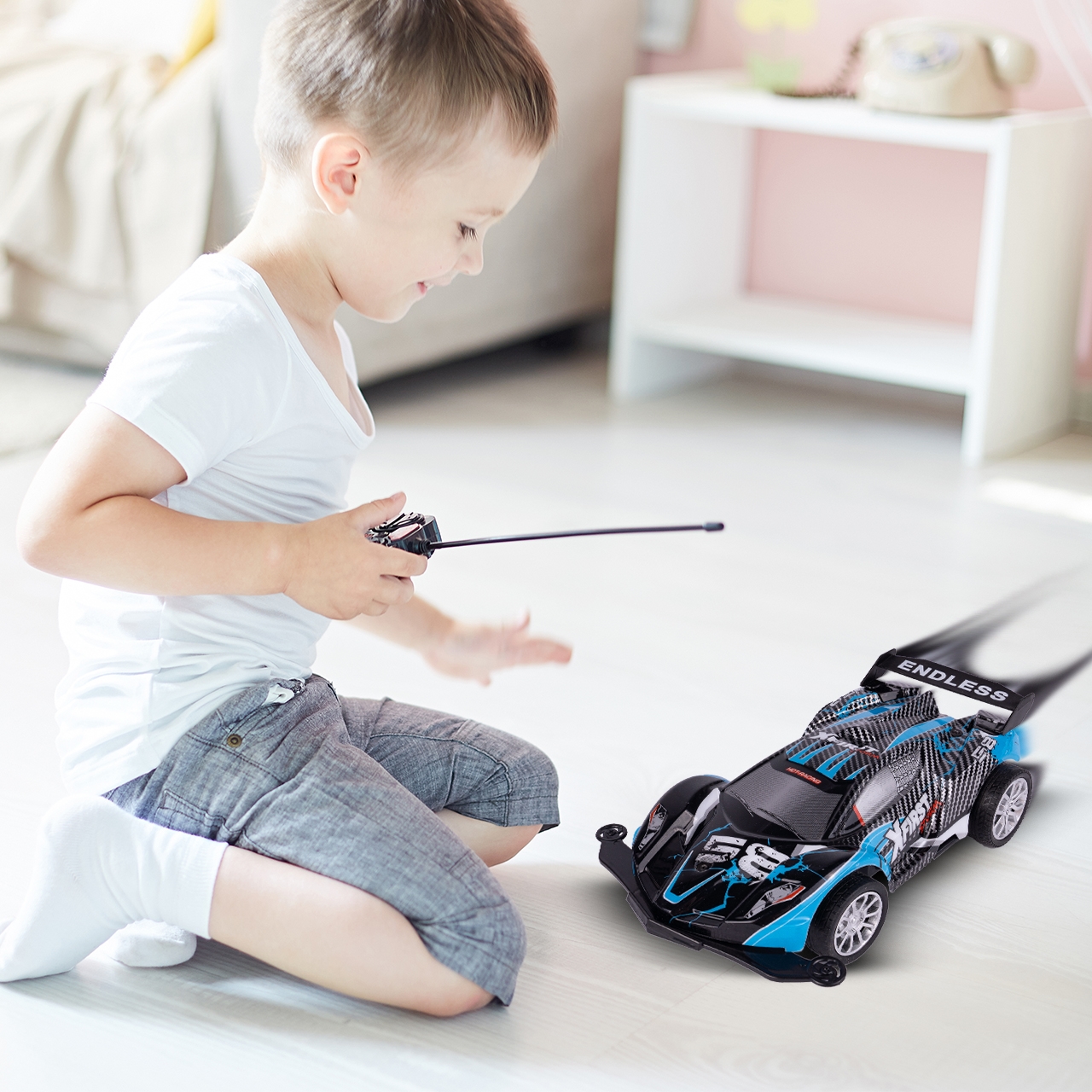 Samochód Wyścigowy RC Kaskader Auto 1:16 Ładowarka