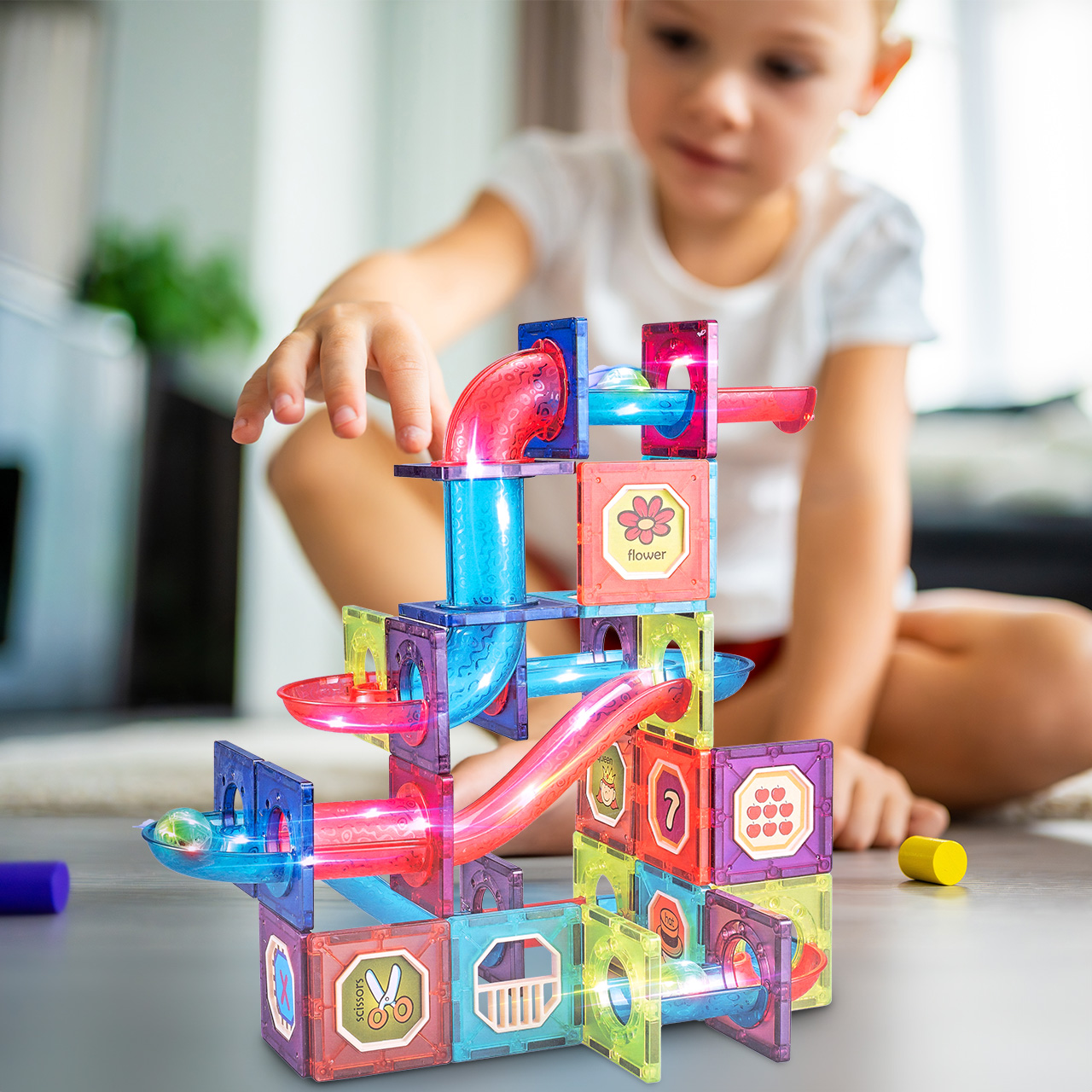 Klocki Magnetyczne 3D Świecące Konstrukcyjne Edukacyjne 83 elementy